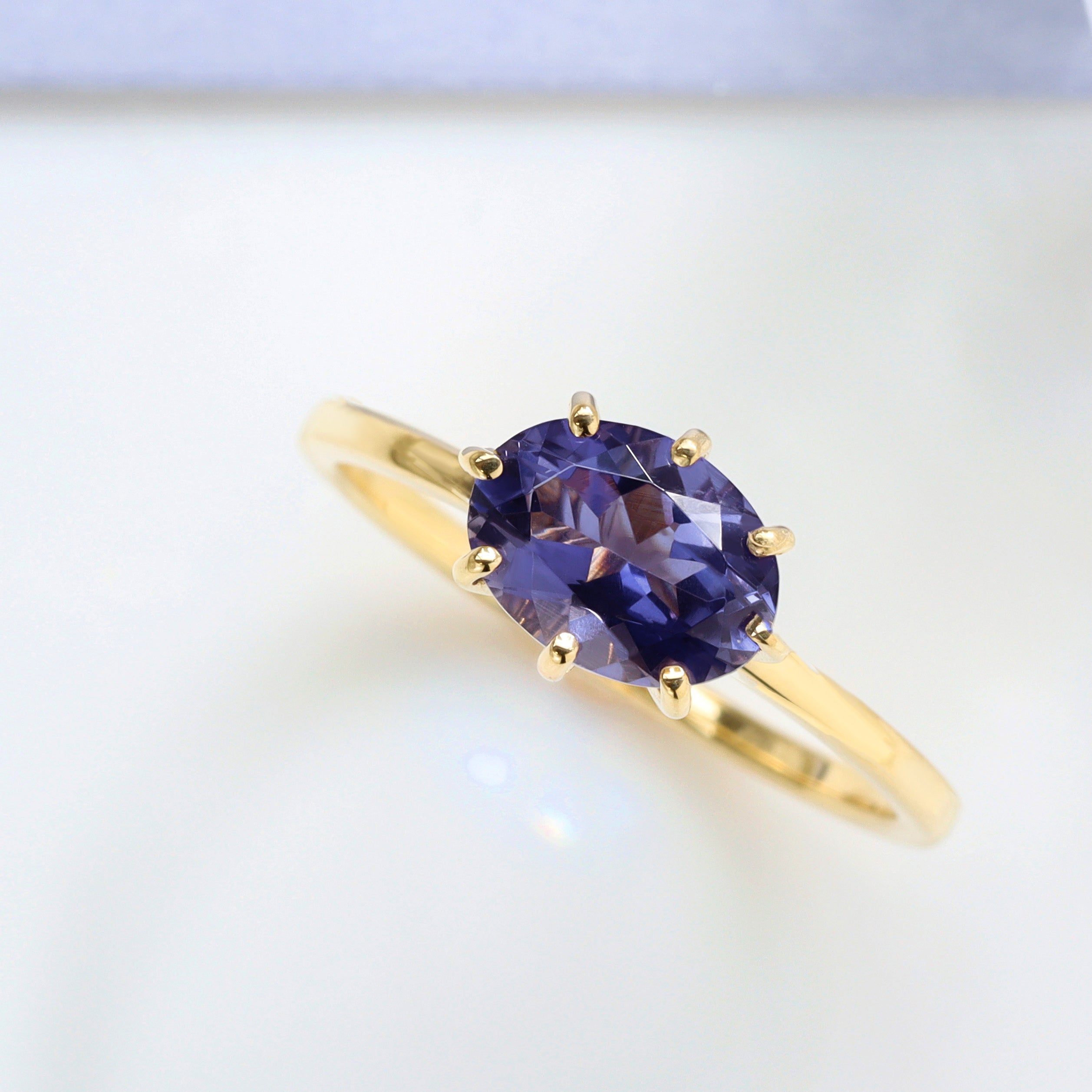 ビズー公式】アイオライト K18(18金)リング セパージュ | 希少石カラー