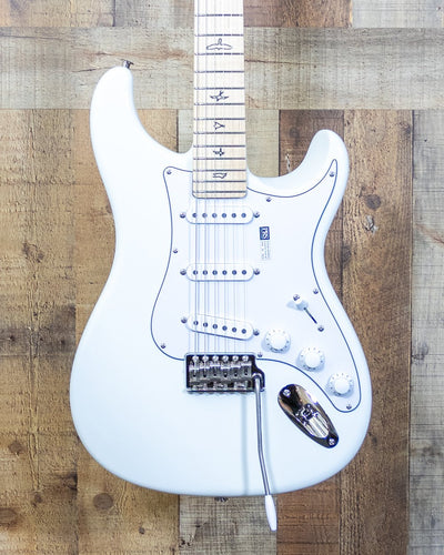 PRS Silver Sky Frost White Maple Neck Electric Guitar w/Gig Bag
