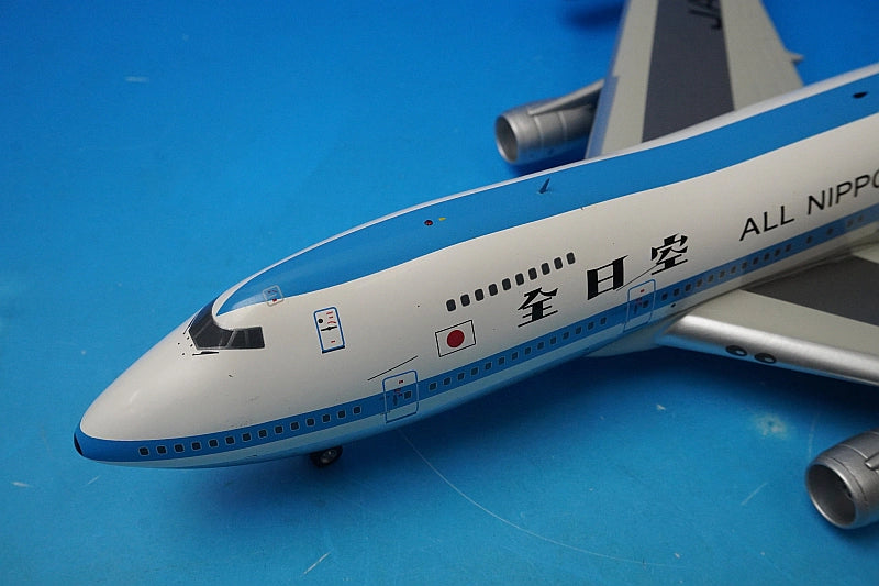 1:200 Boeing 747-100 ANA Mohawk Look JA8136 BBOX1212 Blue Box