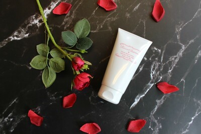 RICCAオリジナル 育乳ブラ・バストアップ/ボディメイク専門サロン