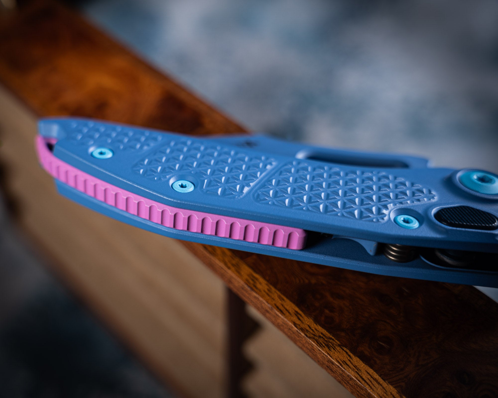 Borka Blades - SB1 Black PVD Blade w/ Carbon Fiber Handle and