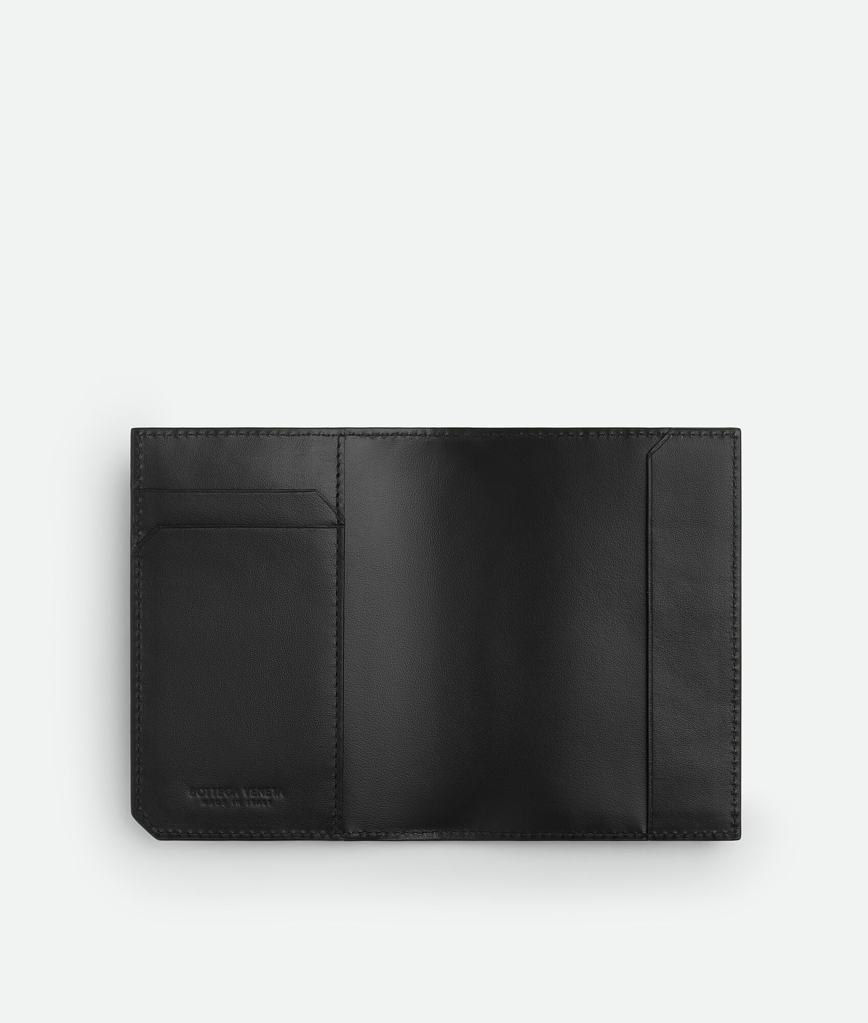 イントレチャート ピッコロ パスポートケース のために メンズ で