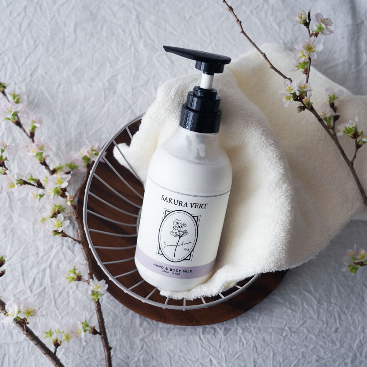 桜の香り｜ハンド & ボディーミルク SAKURA VERT / サクラヴァート