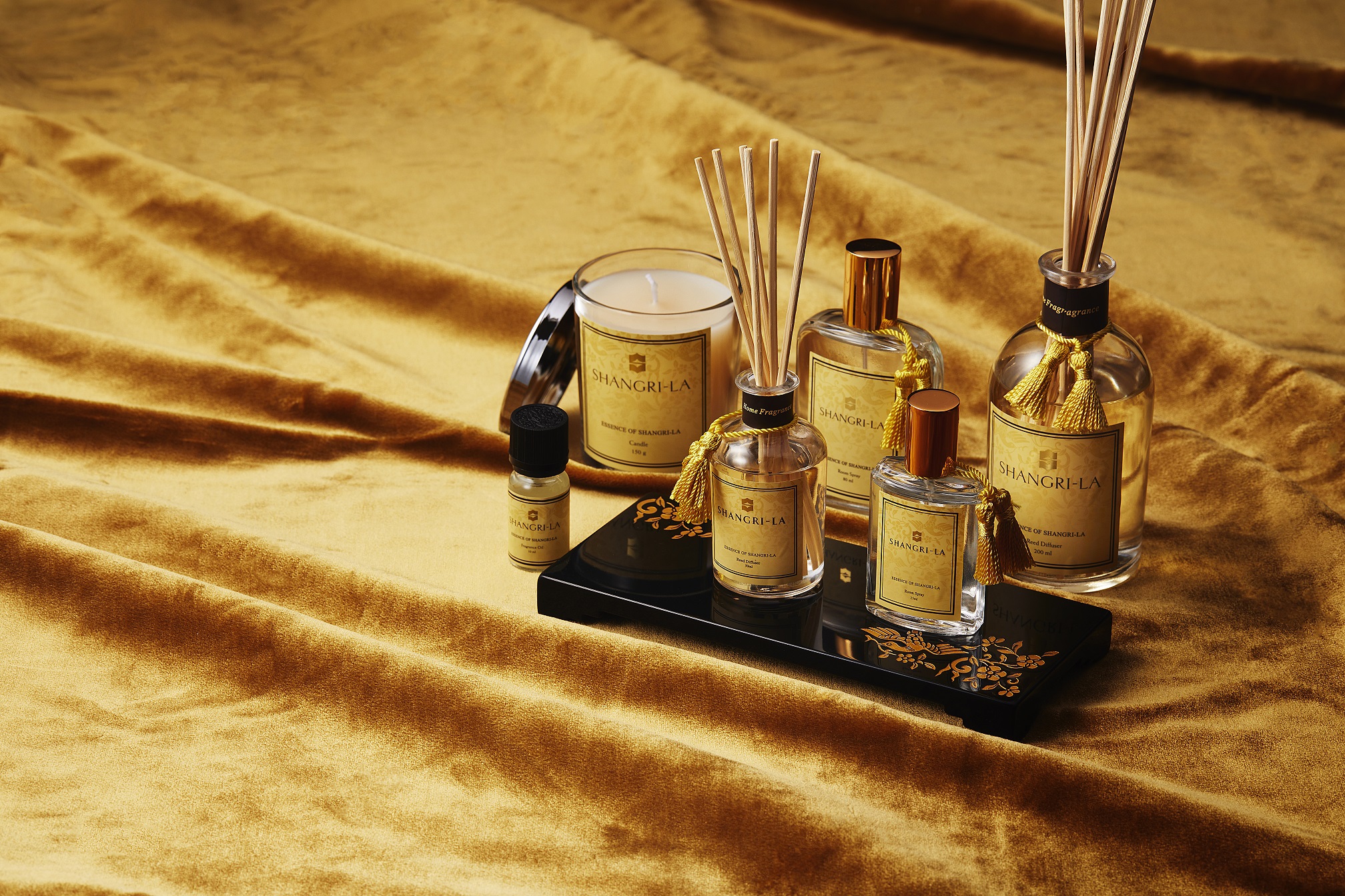 Essence of Shangri-La Mini Diffuser and Spray Set/シャングリ・ラ