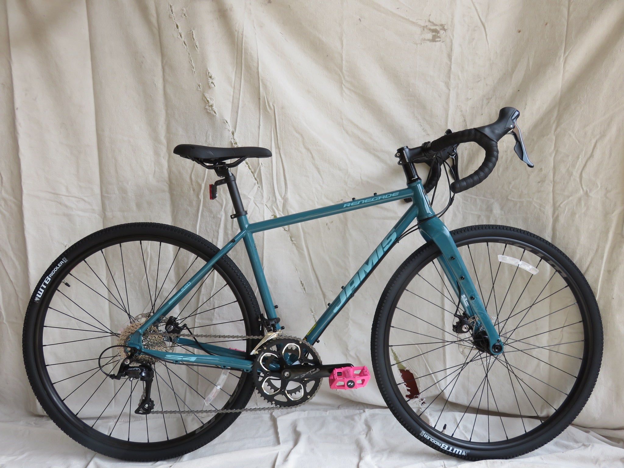 Jamis Renegade S4 – BoulevardBikes