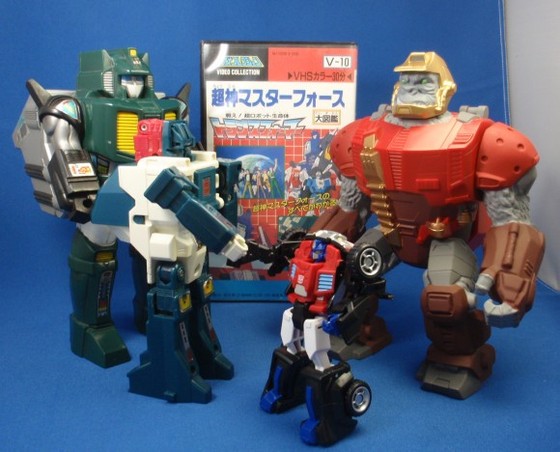 小ネタ/「トランスフォーマー」ダブルプリテンダー・メガトロンと