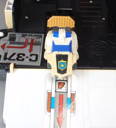 トランスフォーマー/ロボットベース・グランダス（前編） | ロボNINブログ