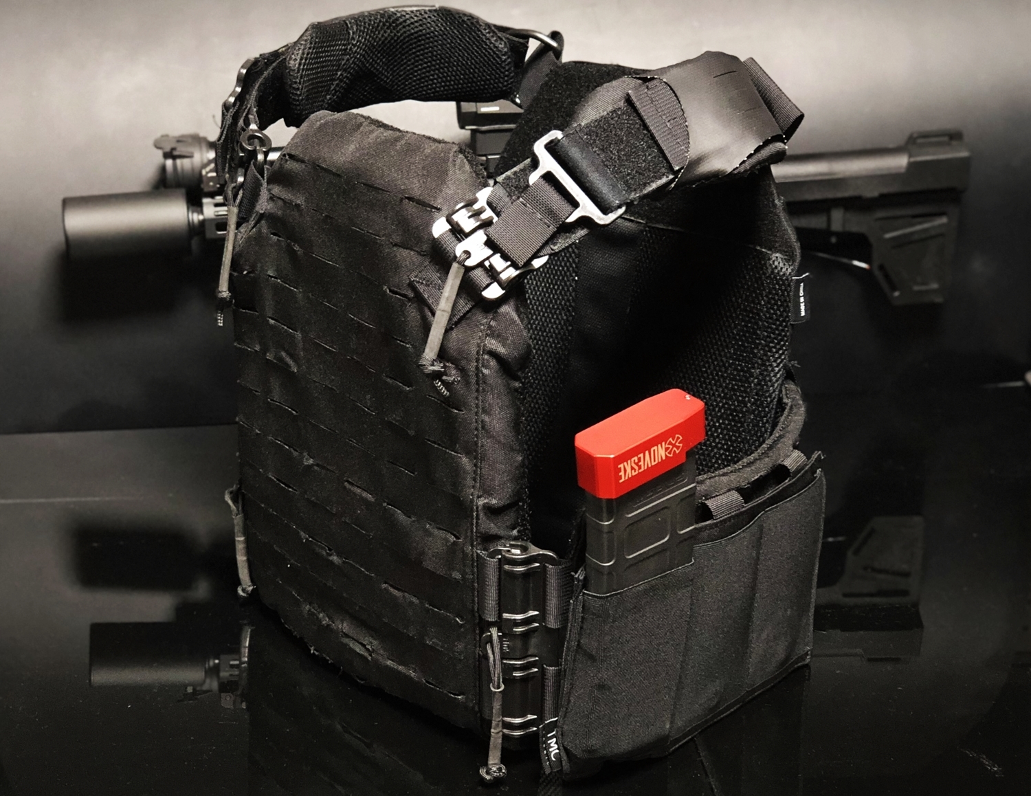 Firstspear製 SCAR-H オペレーターキャリングキット チェストリグ 実物