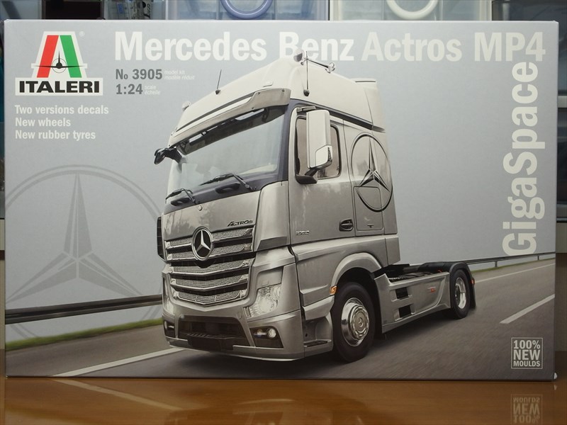 1/24 メルセデス・ベンツ アクトロス MP4 ギガスペース イタレリ 製作