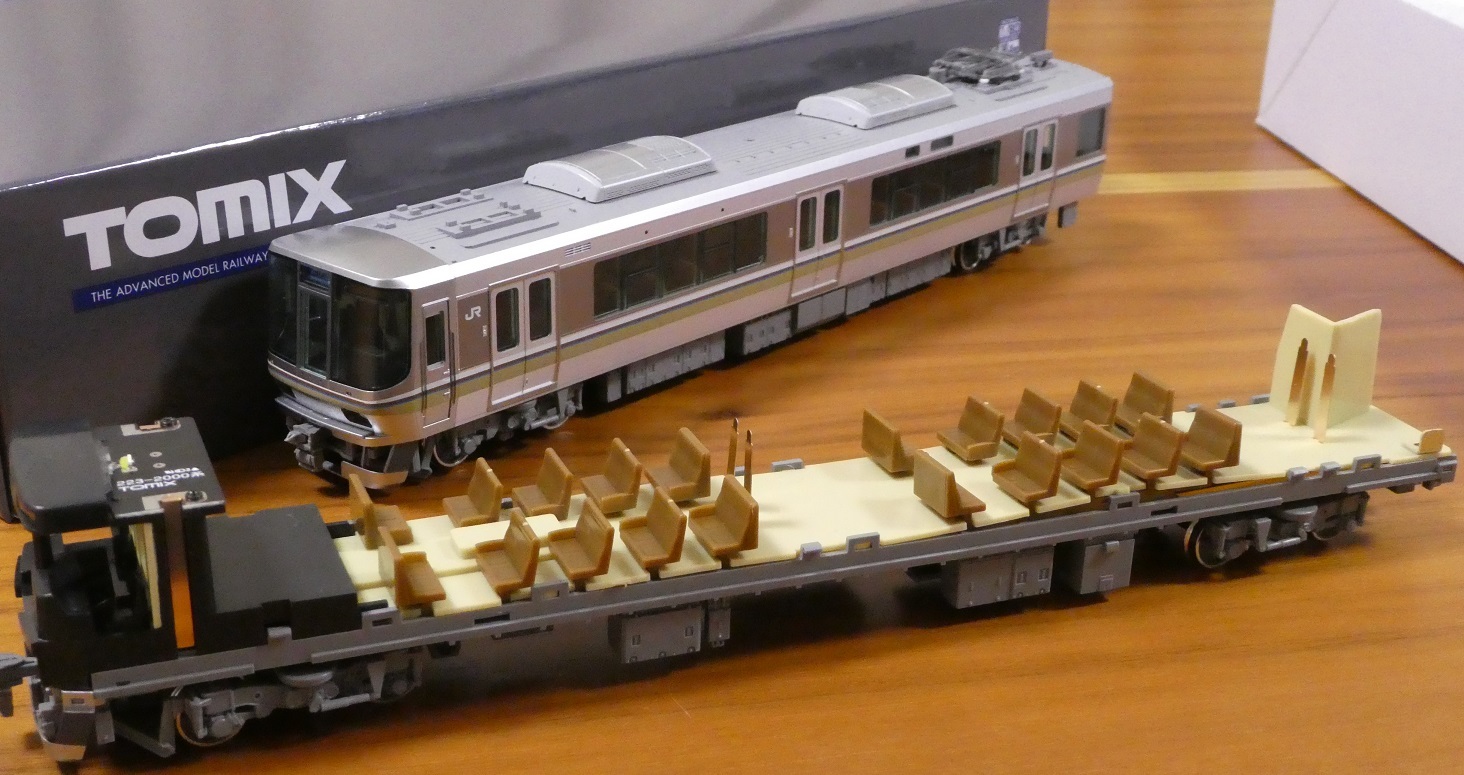 tomix HO 223系2000番台入線 | 川崎駅 レイアウト製作日誌