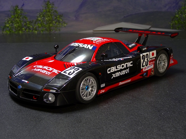 オートアート 1/18 ニッサン R390 GT1 ルマン 1997 No.23 カルソニック