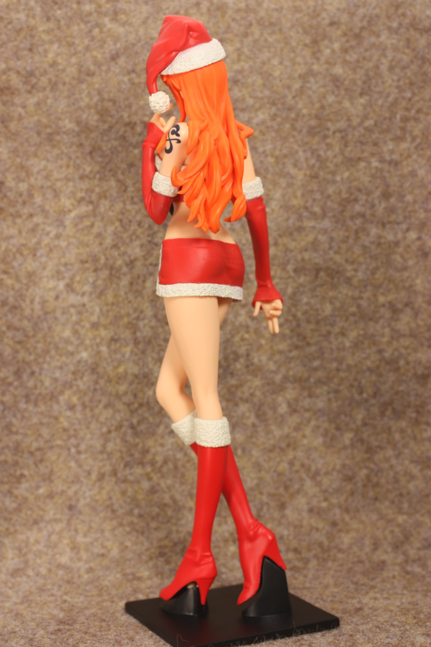 ワンピース」ナミ GLITTER＆GLAMOURS -CHRISTMAS STYLE-（バンプレスト