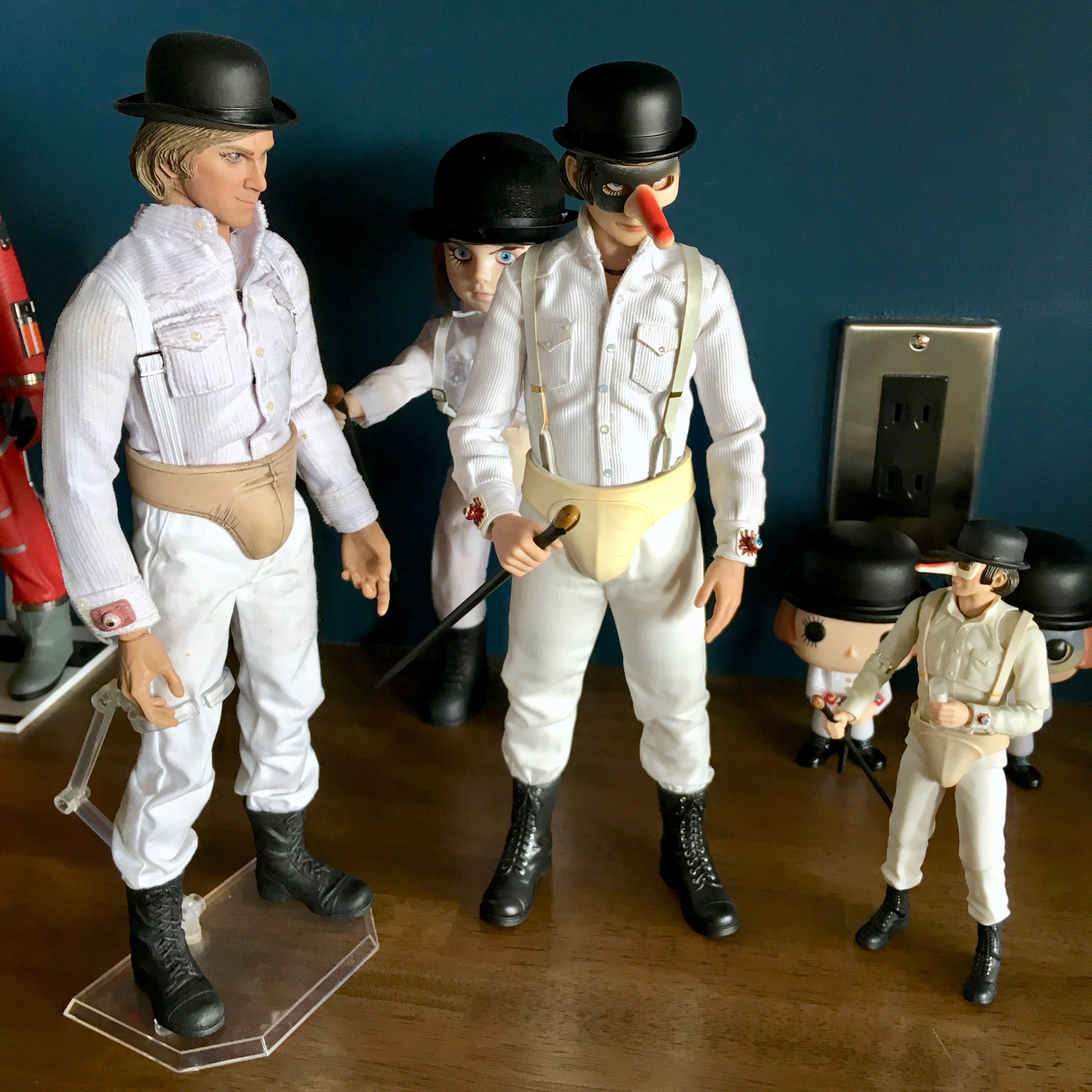 時計じかけのオレンジ」 アレックスの1/6フィギュア メディコム・トイ