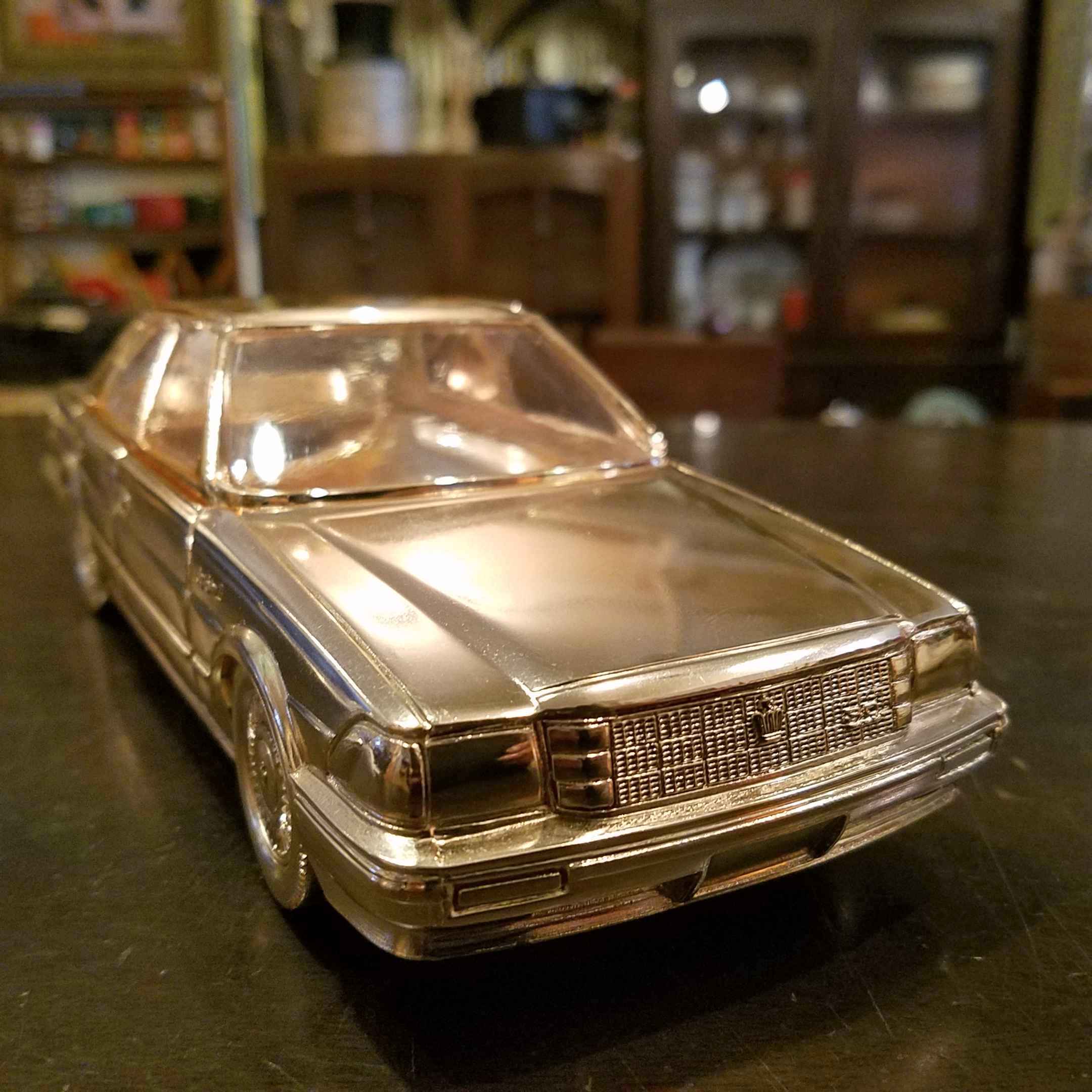 昭和レトロなトヨタ・クラウンのシガレットケース（置物） - [Sold Out