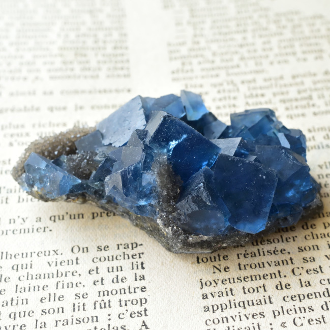 フローライト（蛍石） Indigo blue 中国・福建省産 74g/ 鉱物・結晶