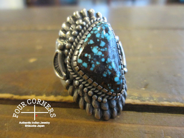 Harry H Begay ハリービゲイ ネバダブルーターコイズ リング - FOUR