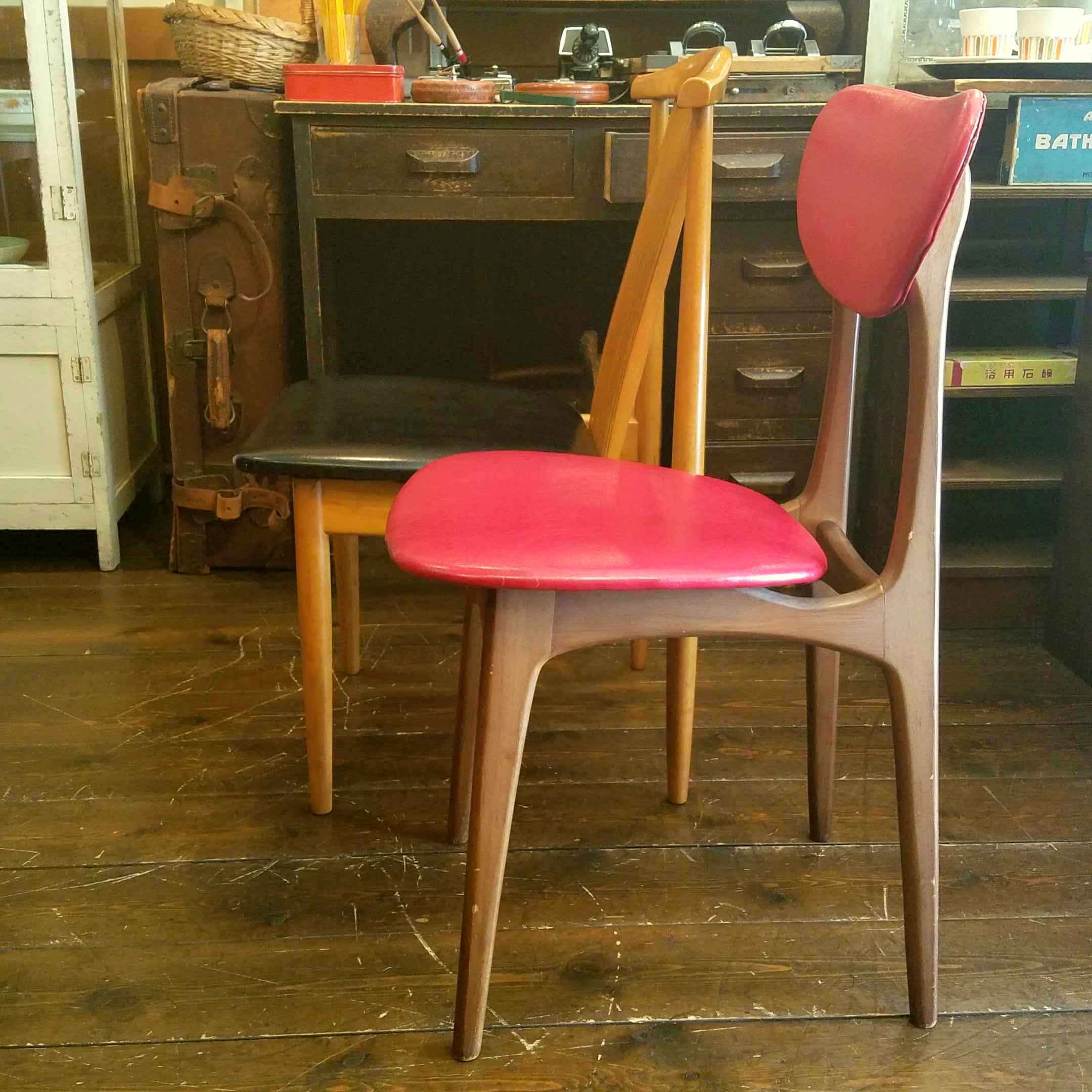 昭和レトロなビニール張りのダイニングチェア - [Sold Out]過去の販売商品
