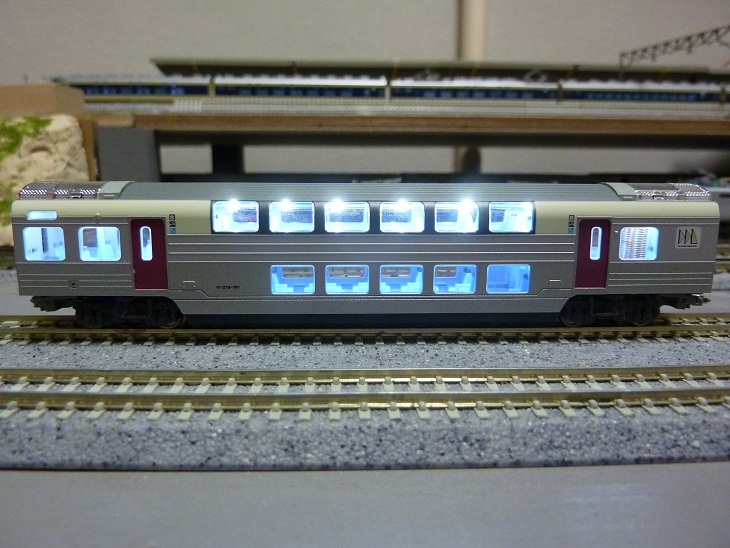 久しぶりに本物みました。。。215系！！ - ビスタ模型鉄道（エヌゲージ