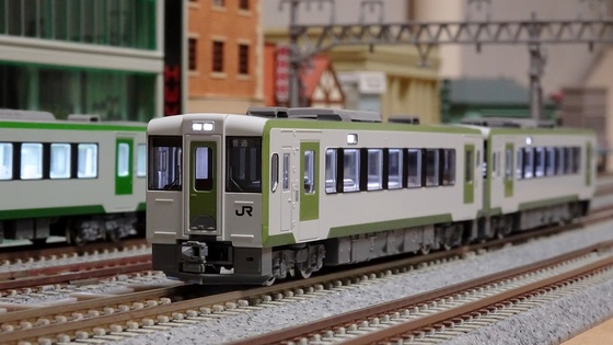 JR キハ100形ディーゼルカー(2次車)セット - ビスタ模型鉄道