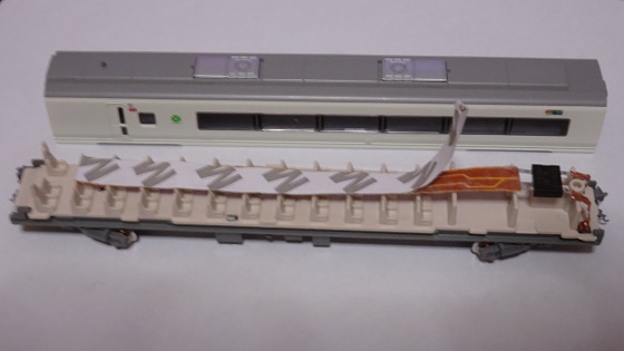 651系「スーパーひたち」 ライト電球色LED化 - ビスタ模型鉄道