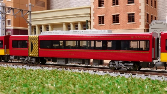 京阪8000系 京阪特急プレミアムカー - ビスタ模型鉄道（エヌゲージ日記）