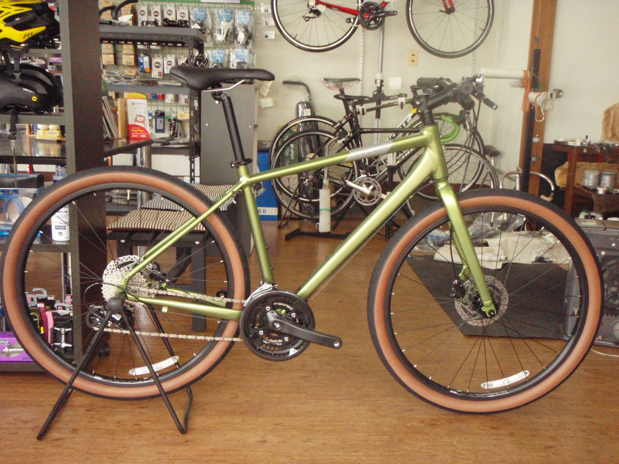 クロスバイクの紹介 - CYCLESHOP Zeku ブログ