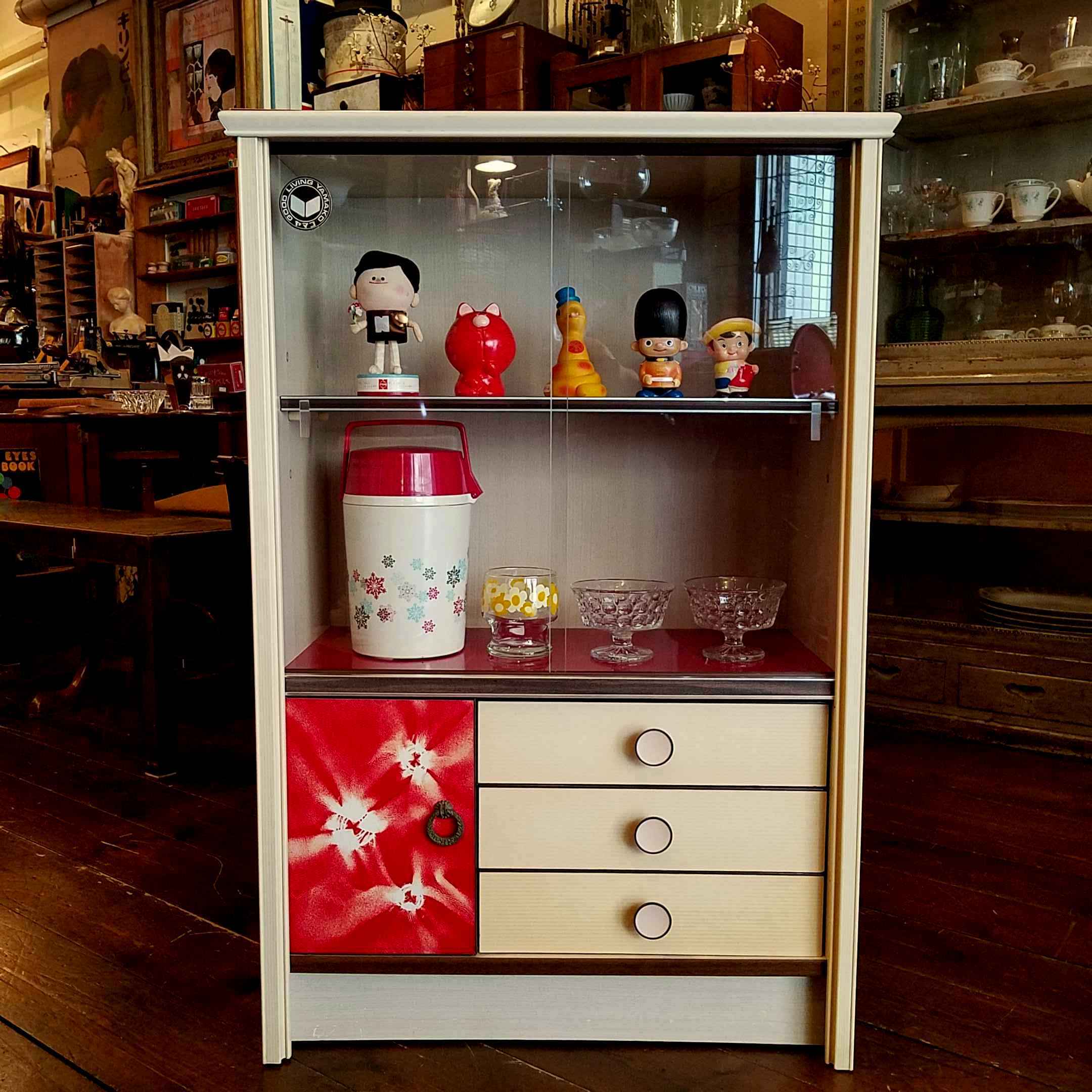 昭和レトロなガラスキャビネット(飾り棚) - [Sold Out]過去の販売商品