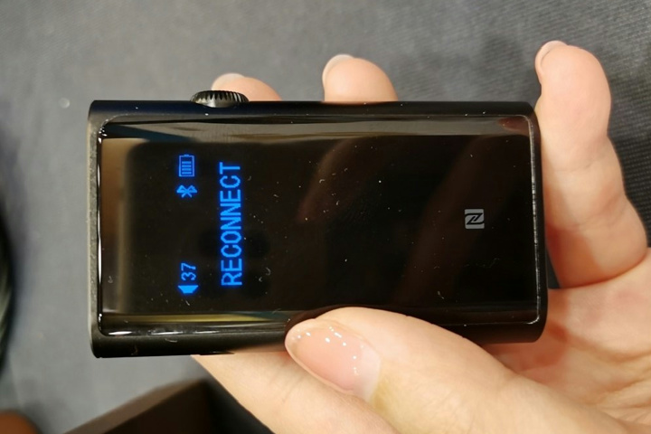 SHANLING、4.4mm/2.5mmバランス出力対応＆ディスプレイ搭載のBluetooth