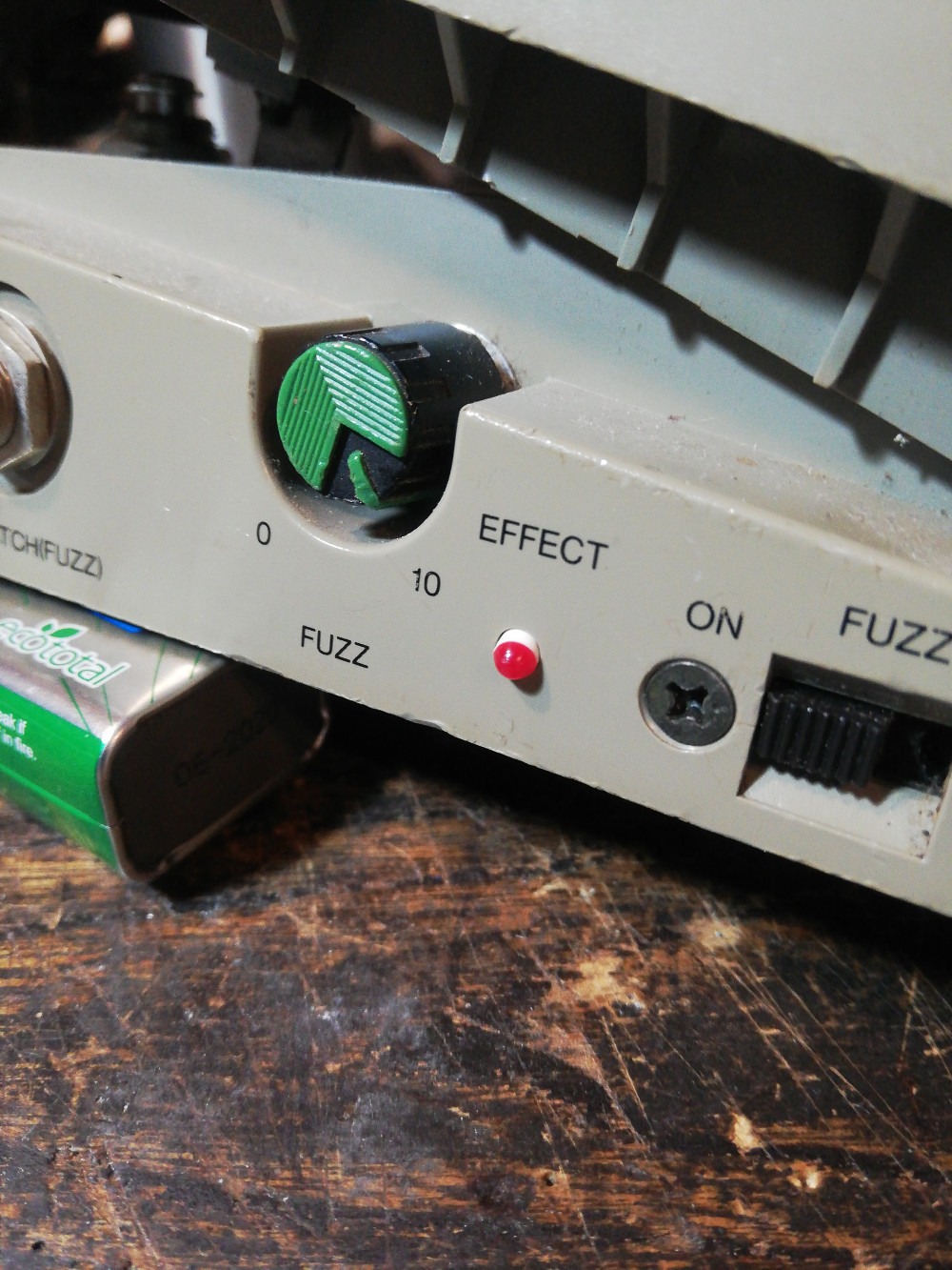 Ibanez WF10のデモ - '08 JAILBREAK