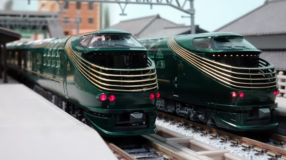 KATO 87系「TWILIGHT EXPRESS 瑞風」をTOMIXと並べてみました