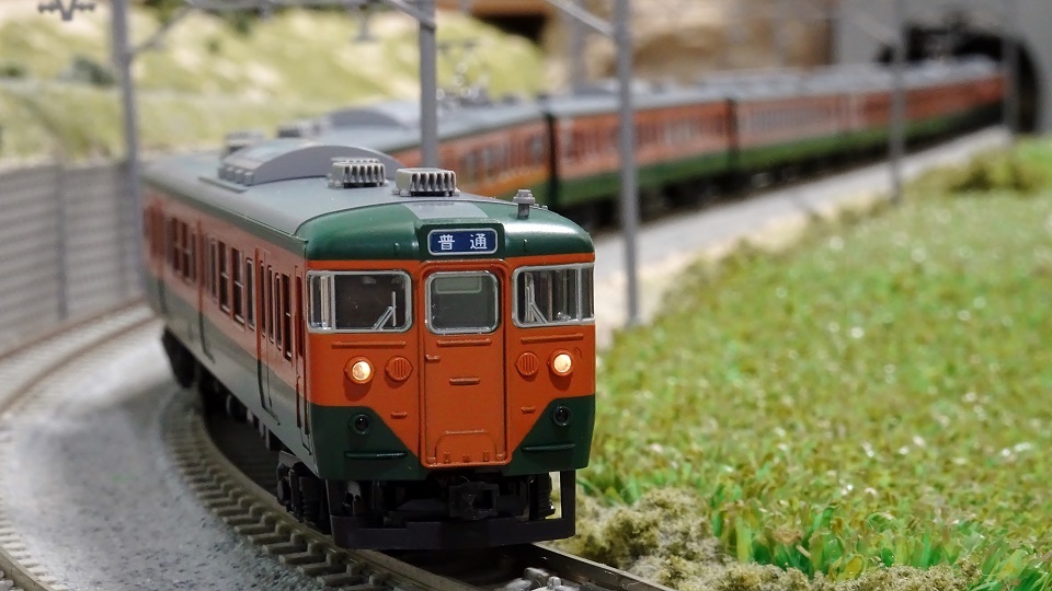 ついに発売！KATO 113系湘南色 - ビスタ模型鉄道（エヌゲージ日記）