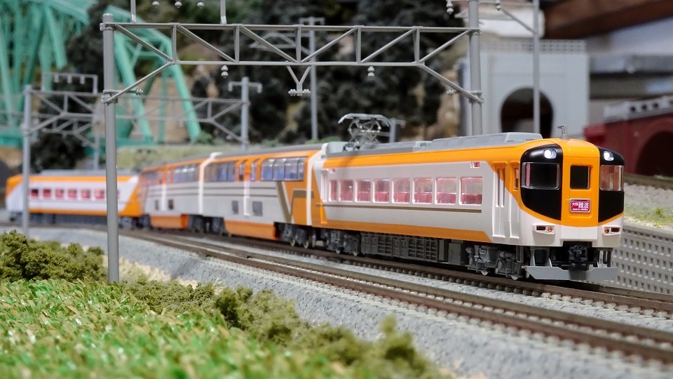 近鉄30000系ビスタEX(新塗装)の人気は・・・？ - ビスタ模型鉄道