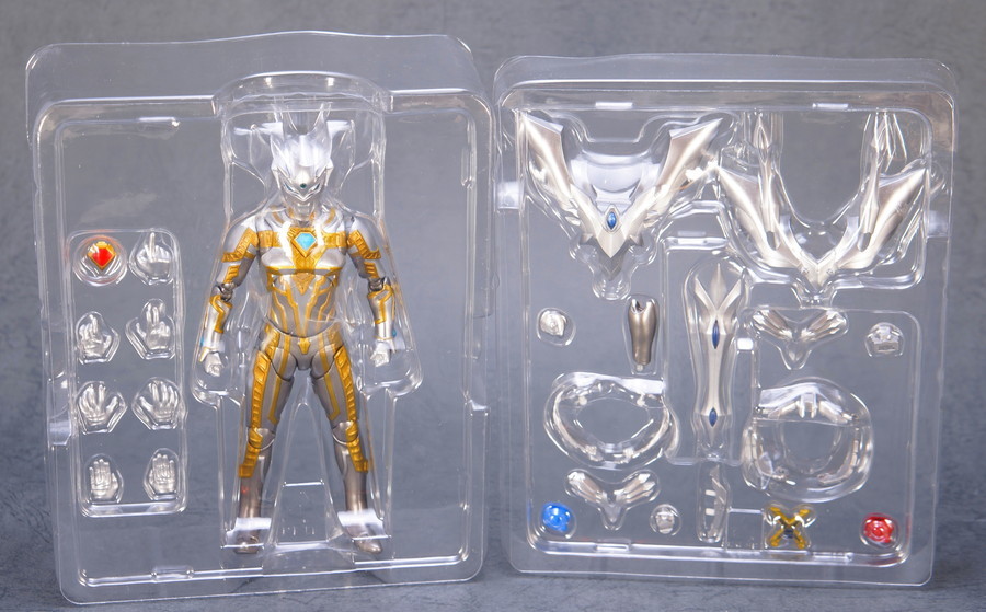 S.H.Figuarts ウルティメイトシャイニングウルトラマンゼロ | D・Cの