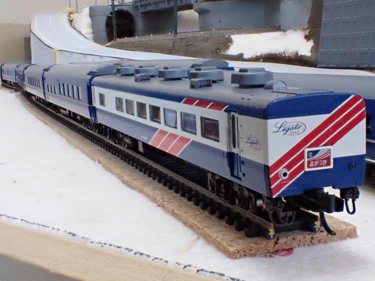 TOMIX 14系15形あかつき＆彗星の入線整備（後） | はんなり華鐵記Ⅱ