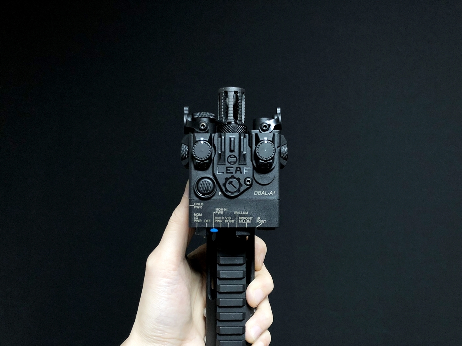 SOTAC GEAR DBAL-A2 AN/PEQ-15A!! 巷で噂の新製品!!軽量ナイロン製だ