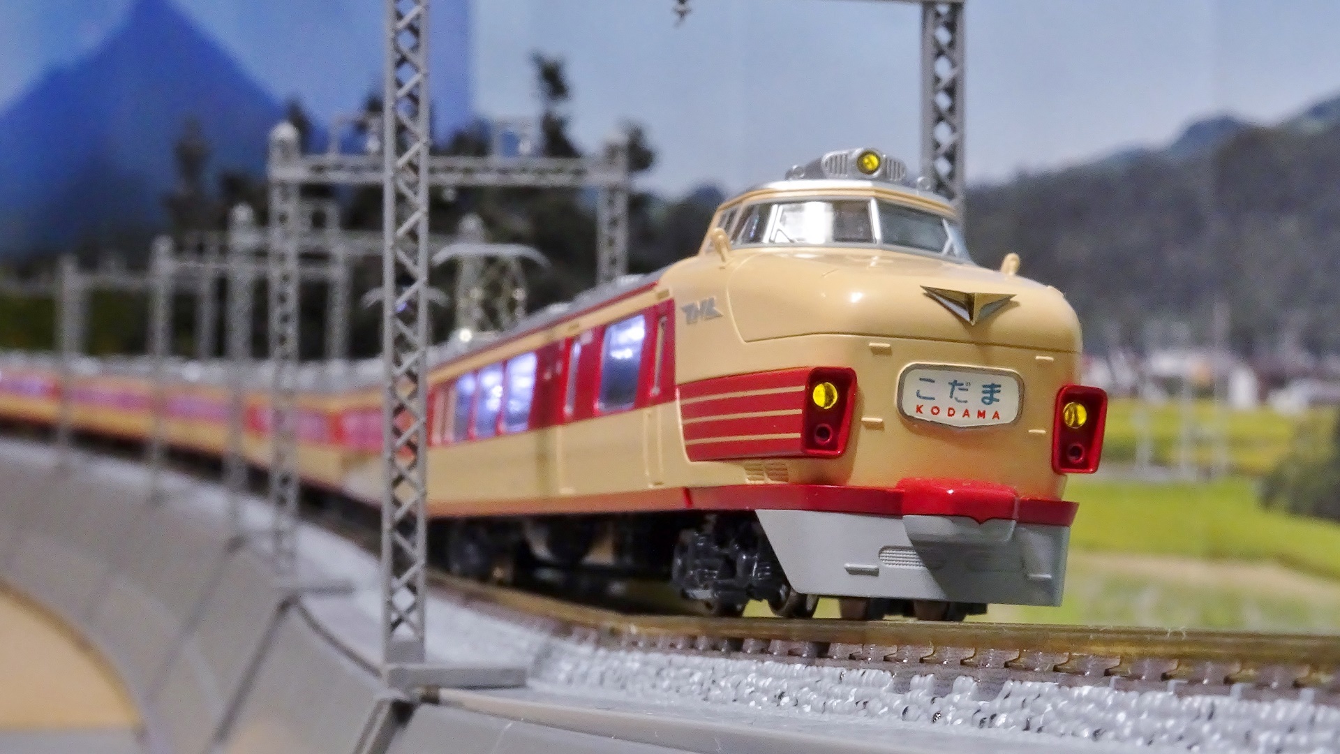 120F 国鉄151系特急「こだま」ー世界に広がる高速鉄道はここから始まっ