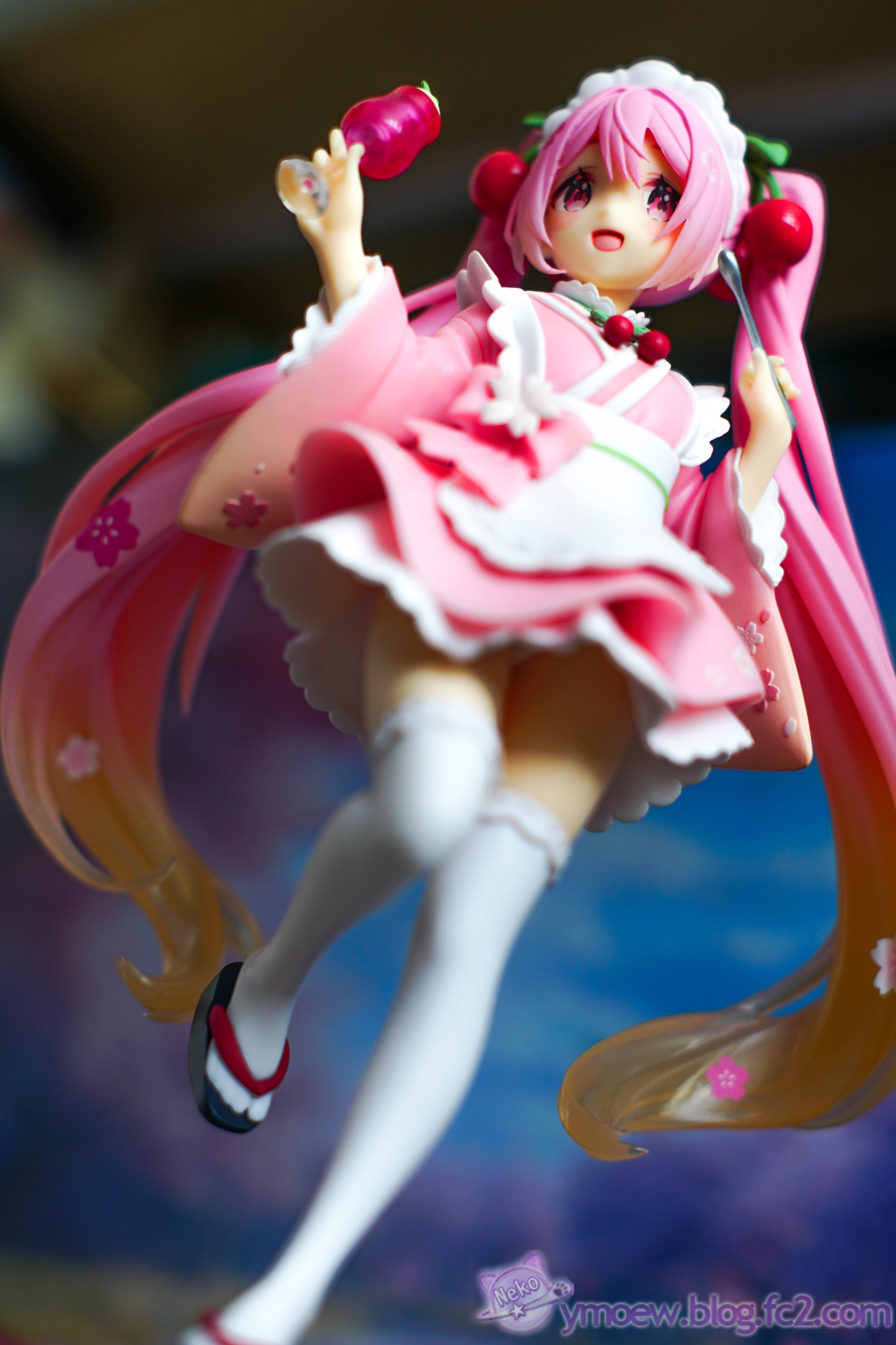 開箱]櫻初音女僕和風喫茶Ver. TAITO景品（初音ミク桜ミクCoreful 描き