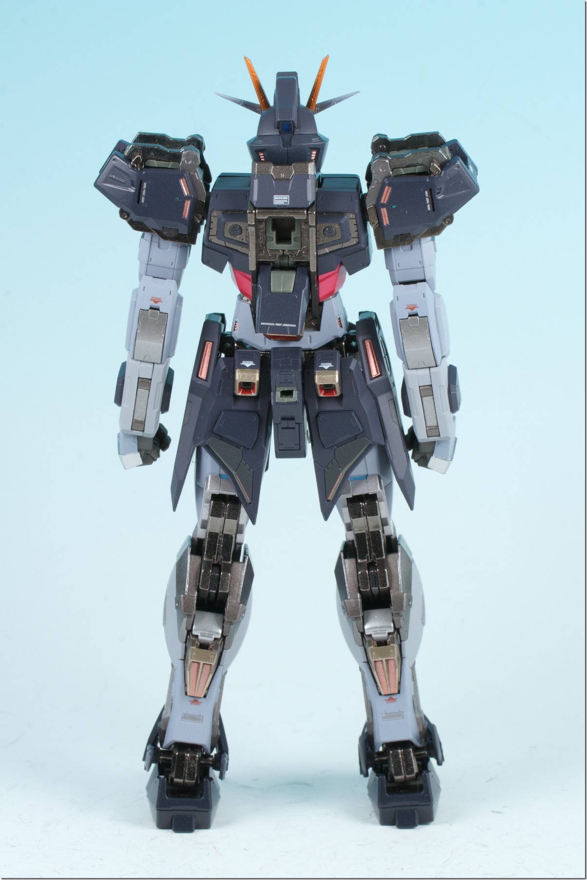 METAL BUILD ストライクノワールガンダム （オルタナティブストライク