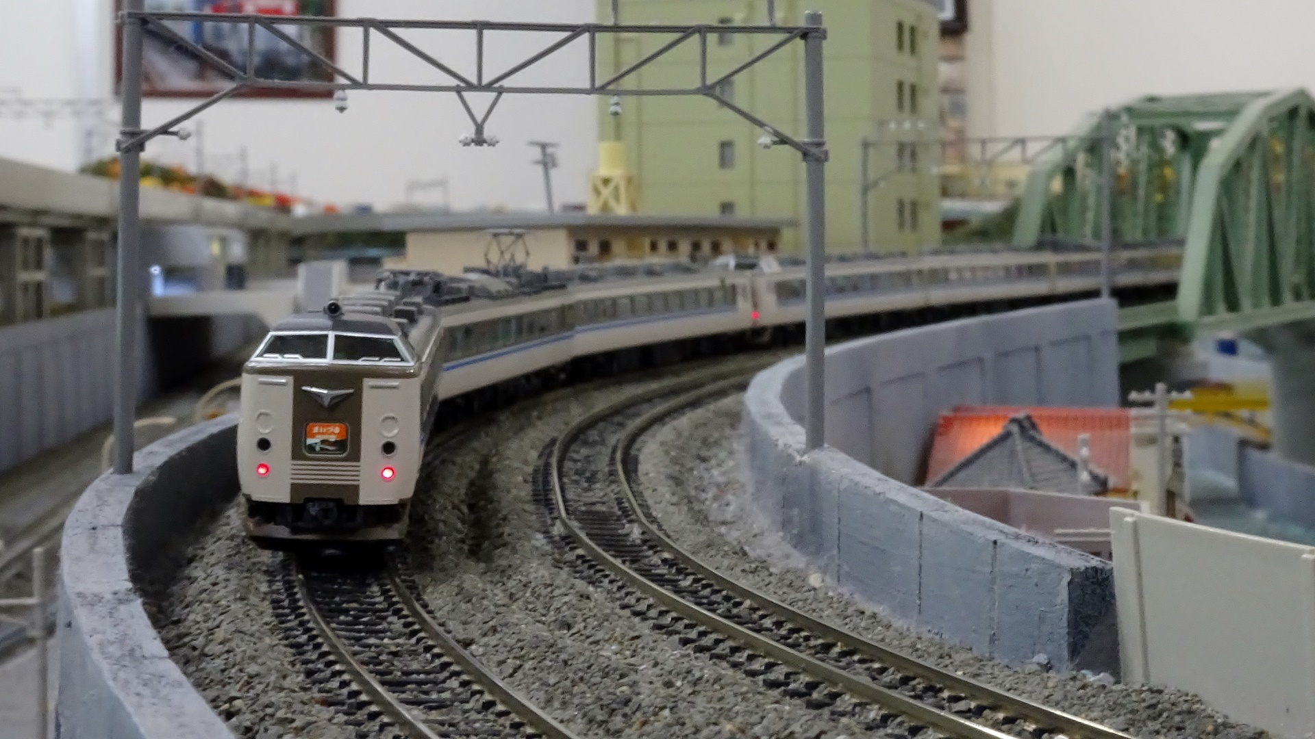 JR183系 特急「はしだて」「まいづる」RailGardenでの走行 - ビスタ