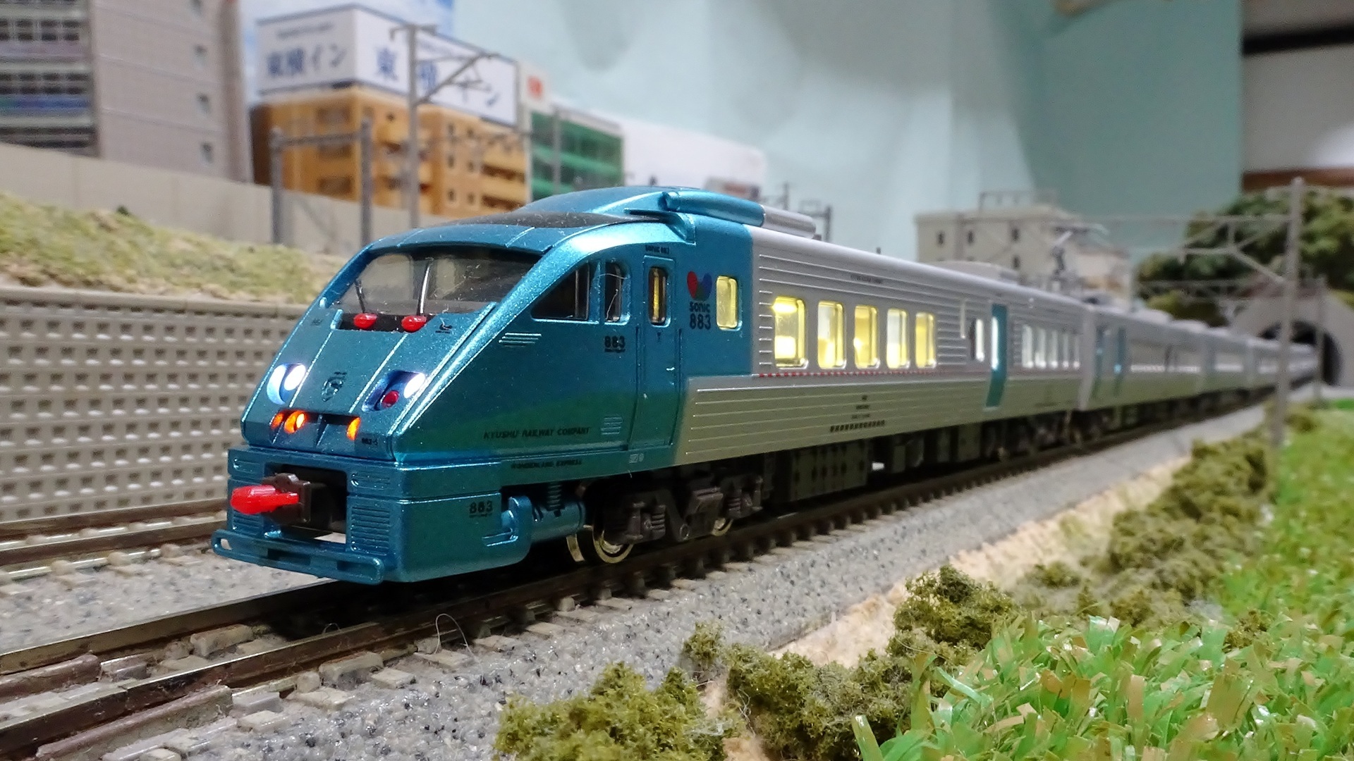 新車？入線】883系ソニック登場時！！ - ビスタ模型鉄道（エヌゲージ日記）