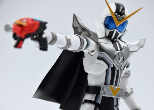 S.H.Figuarts ゼンカイザーブラック | 魂の玩具箱