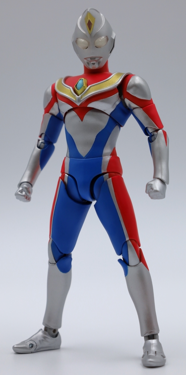 S.H.Figuarts（真骨彫製法） ウルトラマンダイナ フラッシュタイプ