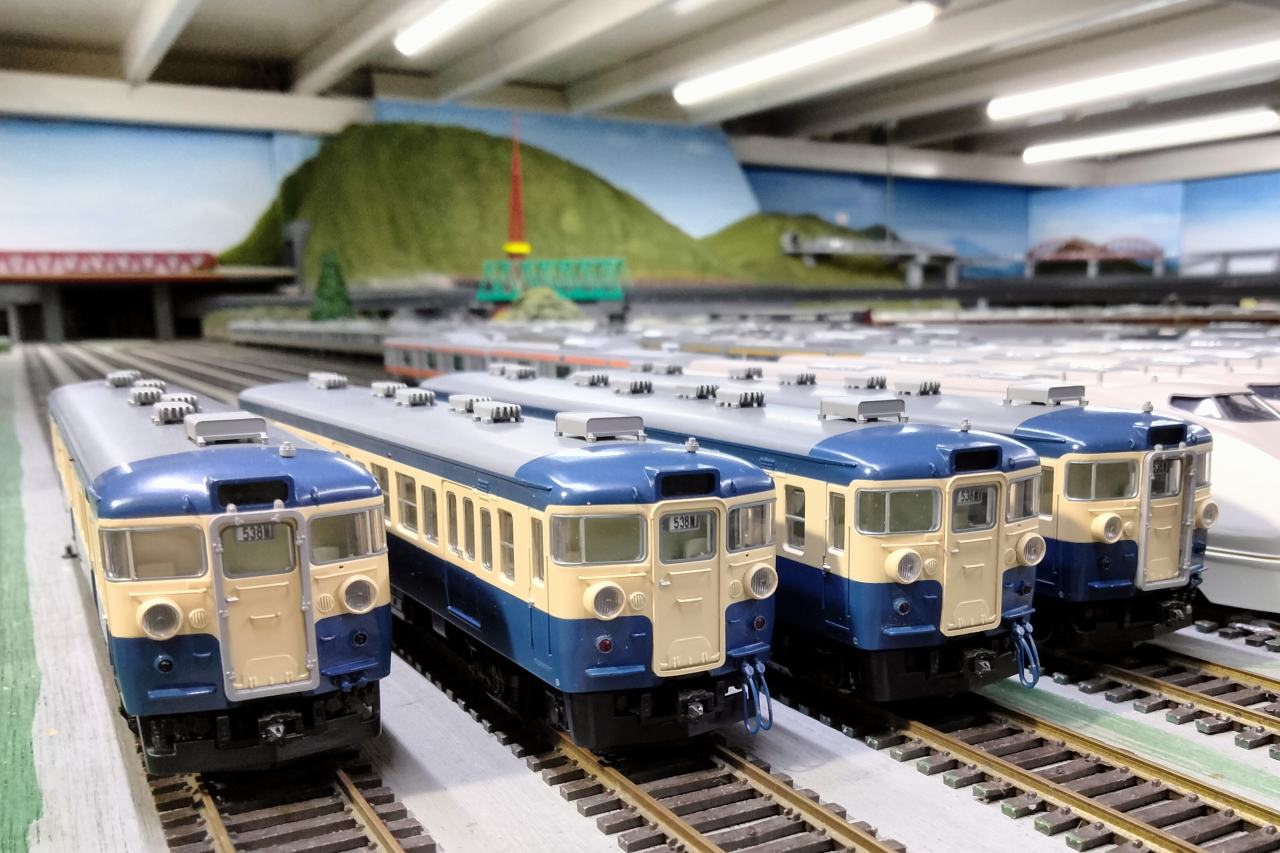 当店で鑛鉄道ブランドの薄型ホロ＋列番表示器を発売しました（ブラス用