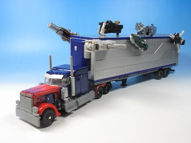 TFダークサイド・ムーン DA－03 オプティマスプライム メック