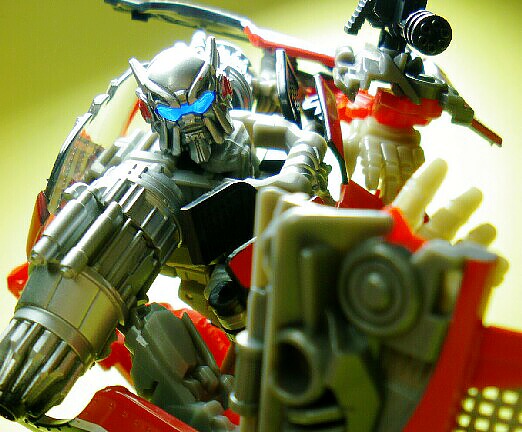 ○トランスフォーマー ダークサイド・ムーン DA-34 レッドフット - 十