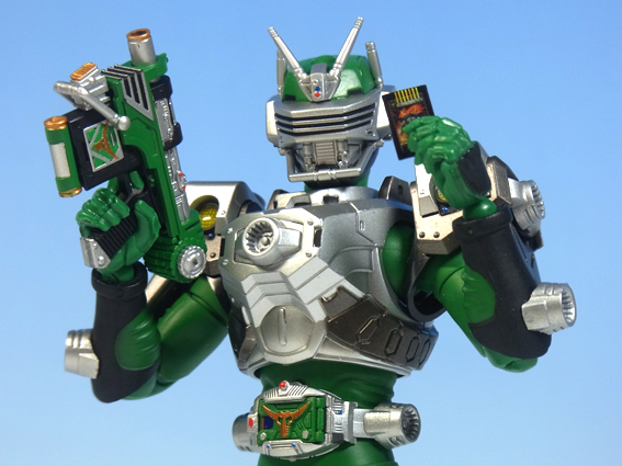 S.H.フィギュアーツ 仮面ライダーゾルダ」代行ミニレビュー | ヒーロー