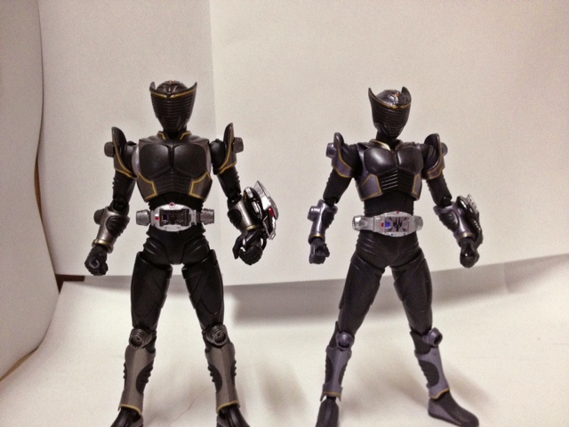 俺はもはや鏡の中の幻ではない。俺は存在する。最強のライダーとして