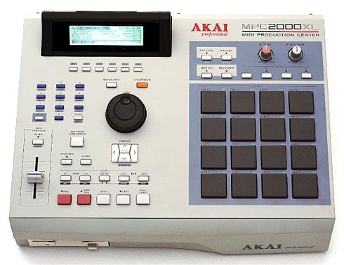 AKAI MPC2000XL | DTM機器・プラグイン・サンプルパック おすすめ レビュー