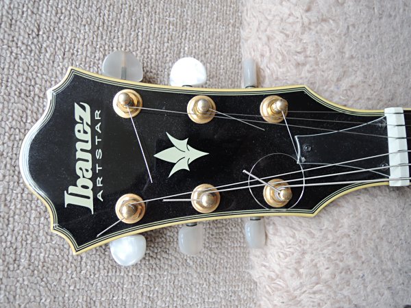 My Guitar Gently Weeps (7) Ibanez AS 120 2002 | Weekend In 心は L.A.