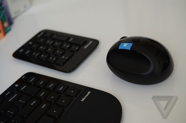 マイクロソフトの新型エルゴノミクスキーボード『Sculpt Ergonomic